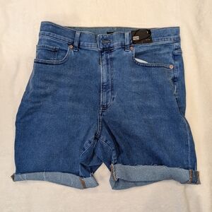Express Shorts
